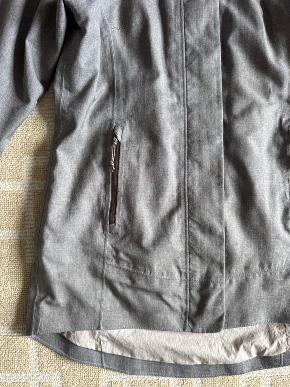 L.L. Bean Waterproof Hooded Rain Jacket Gray Lightweight Outdoor Hiking Size XS - Picture 11 of 13